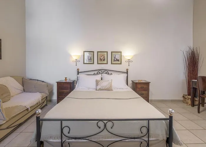 Lägenhetshotell Anastasia's Triovasálos