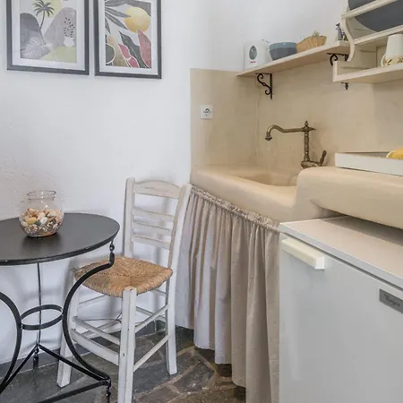 Anastasia's 3* Triovászalosz